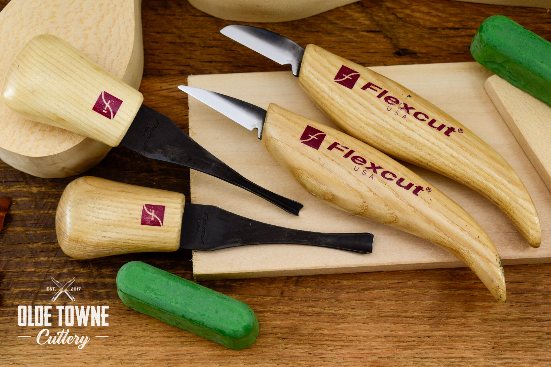 Flexcut Beginner 4 pc Palm & Knife Set - Knives for Sale