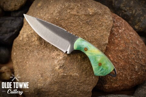 Toros Neck Knife Green Acrylic #10