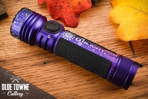 Olight Seeker 4 Pro Flashlight Violet Olight Seeker 4 Pro Flashlight Violet