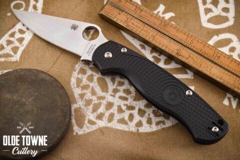 Spyderco C81PBK2 Para Military 2 Lightweight Compression Spyderco C81PBK2 Para Military 2 Lightweight Compression