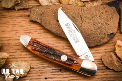 Vintage Queen Linerlock Amber BoneStag 98N Vintage Queen Linerlock Amber BoneStag 98N