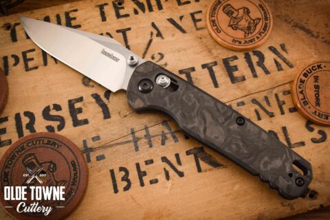 Kershaw 6106CF Bel Air Clip Point Magnacut Carbon Fiber Kershaw 6106CF Bel Air Clip Point Magnacut Carbon Fiber